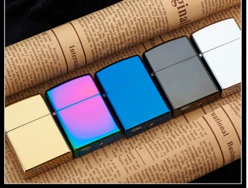 מצית דמוי זיפו אלקטרונית נטען בחיבור USB | צבע כסוף כהה 
