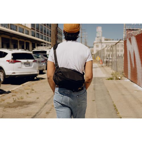 תיק צד Peak Design Outdoor Sling 4L