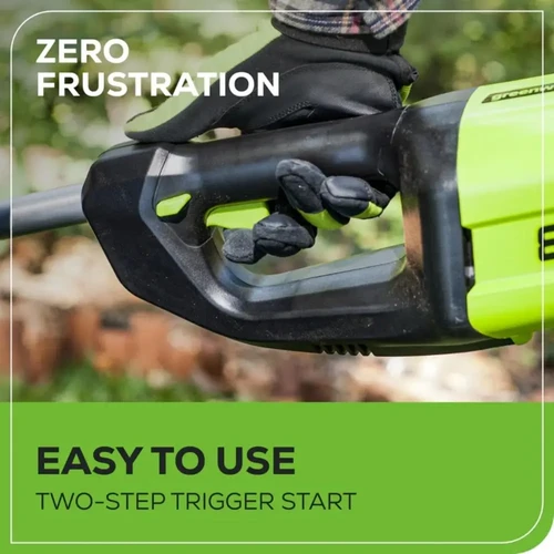 הפעלה קלה ונוחה של מסור גובה טלסקופי נטען Greenworks 80V PRO באמצעות מנגנון התנעה דו-שלבי להגברת הבטיחות ושליטה מלאה בזמן העבודה