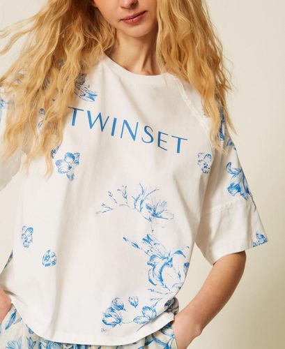 Floral T-shirt with logo