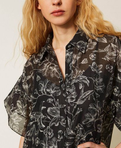 Short floral shirt dress