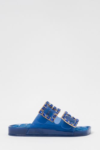 Slider sandals with jewel buckles