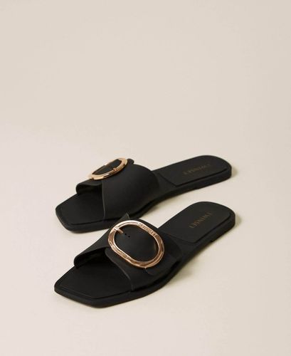 Slides with logo buckle