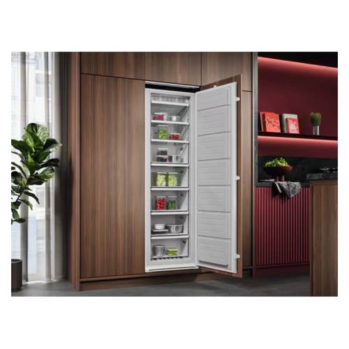 מקפיא אינטגרלי מלא 212 ליטר Aeg TAB71181DC Series 7000 DynamicAir