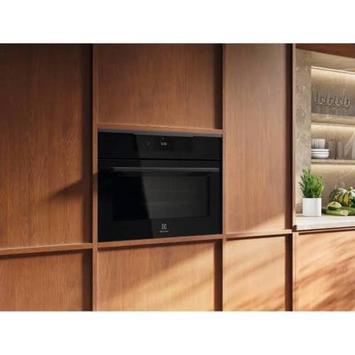 תנור בנוי משולב מיקרו 43 ליטר Electrolux ECL8701H
