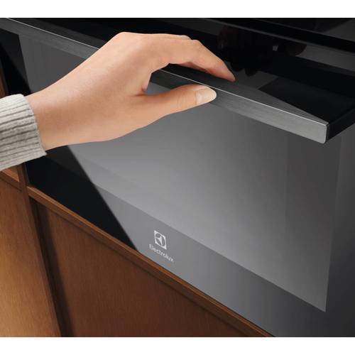 תנור בנוי משולב מיקרו 43 ליטר Electrolux ECL8701H