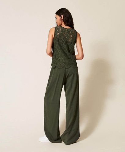 Twill trousers with studs