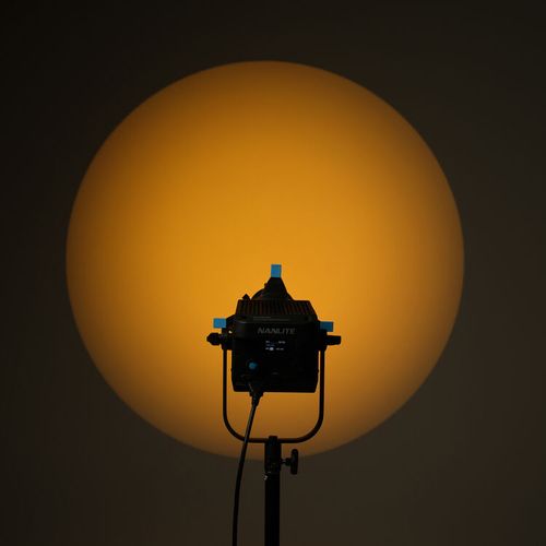 עדשת ספוט זום לפנס לד Nanlite Projection Attachment 25°-45°