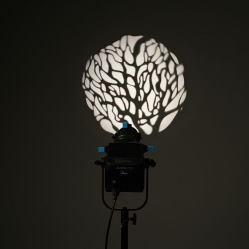 עדשת ספוט זום לפנס לד Nanlite Projection Attachment 25°-45°