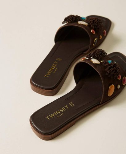 Suede slides with decorative stones