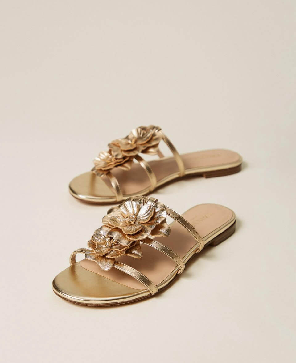 Flat leather sandals with flower ORO