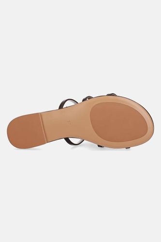 Flat leather sandals with flower