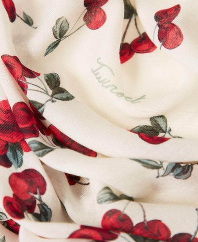 Cherry print stole