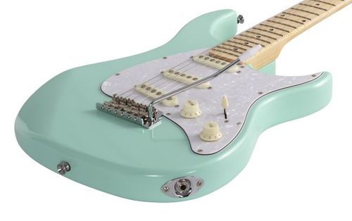 גיטרה חשמלית בצבע ירוק צבאי דגם CUSTOM M.G  PEAVEY