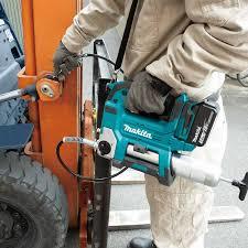 משאבת גריז 18V נטענת כולל 2 סוללות 5AH ומטען MAKITA DGP180 מקיטה