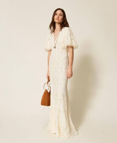 Long lace dress
