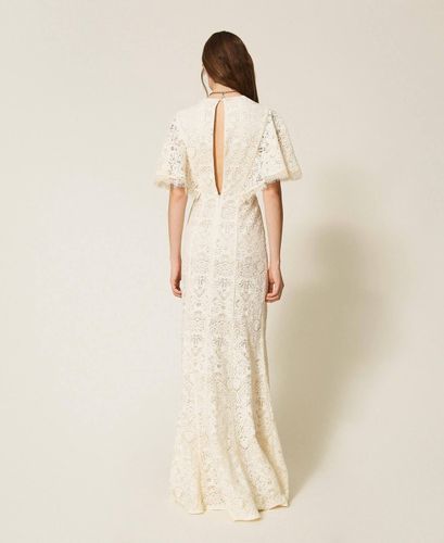 Long lace dress