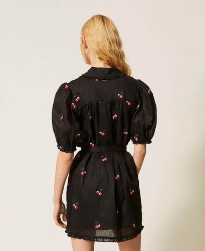 Short ramie dress with embroidery