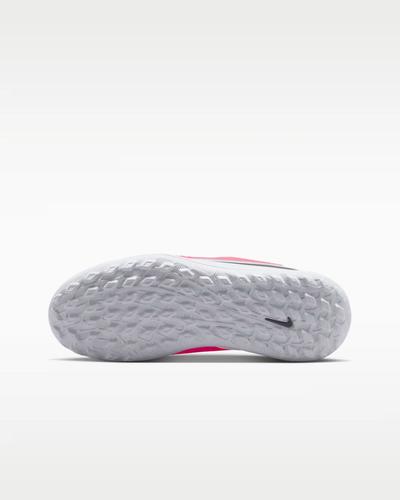 נייק דגם Nike Jr. Phantom 6 Low Club- קט רגל