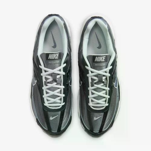 נייק דגם NIKE INITIATOR גברים בצבע שחור/אפור מעושן/אבן