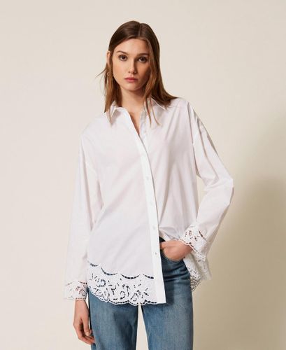 Poplin shirt with embroidery