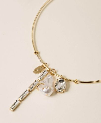 Rigid necklace with pendants