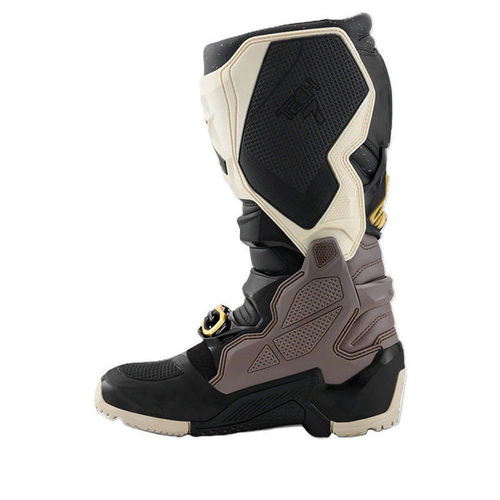 מגף רכיבה אלפינסטארס alpinestars TECH 7 Enduro 2026 שחור\אפור\זהב