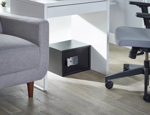 כספת דיגיטלית Yale Standard 25X35X25 - במשקל 6.1 ק''ג בצבע שחור