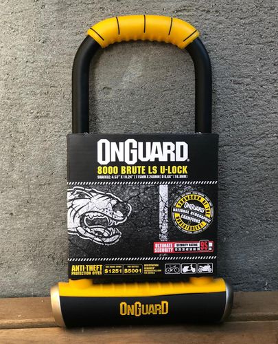 מנעול פרסה מסיבי OnGuard 16.8mm Brute 8000 – הגנה ברמה הגבוהה ביותר לאופניים וקורקינטים