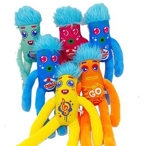 בובת פרווה 42 ס"מעם כיתוב בבטן - NOBODY SAUSAGE