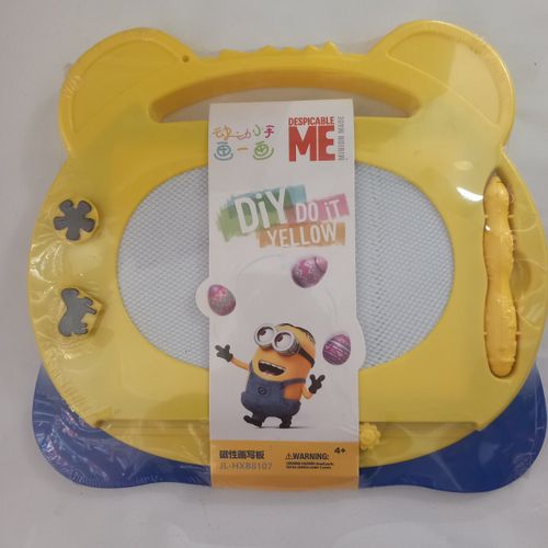לוח מחיק + חותמות מיניונים