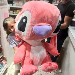 סטיץ - בובת פרווה ורוד גודל 105 ס"מ - STITCH