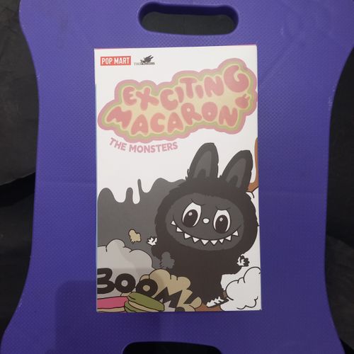 לבובו - דמות תואם לבובו צבע שחור - EXCITING MACARON LABUBU