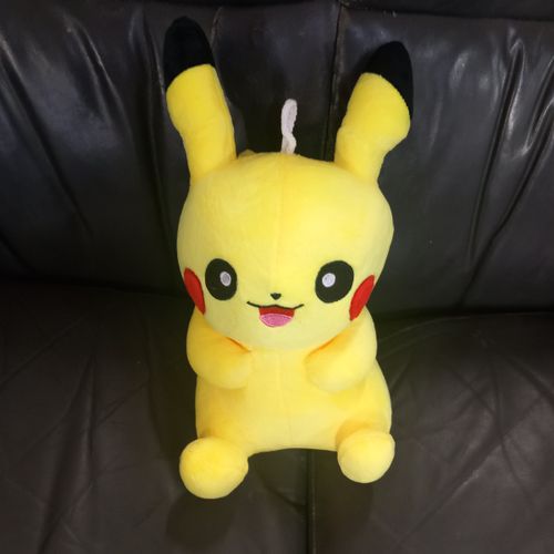 בובת פרווה פוקימון פיקצ'ו בינוני גודל 27 ס''מ -Pokemon Pikachu plush toy, size 27 cm GT-2018-2