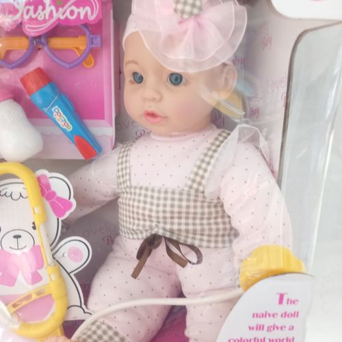 בובה + אביזרי בדיקת רופא -  LOVELY BABY