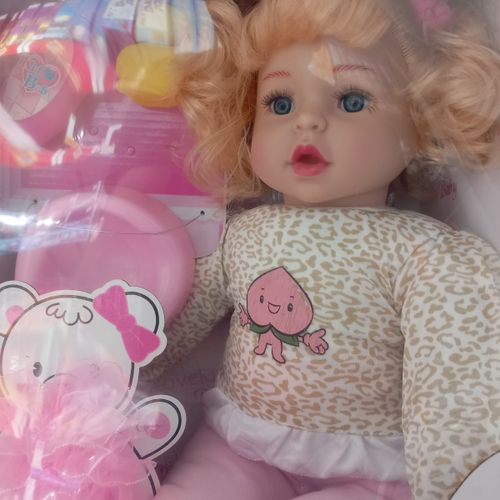 בובה + אביזרים בקופסה - 60837 LOVELY BABY