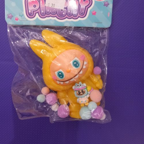 לבובו - סקווישי לבובו המפלצת  -  LABUBU PINCHY 581