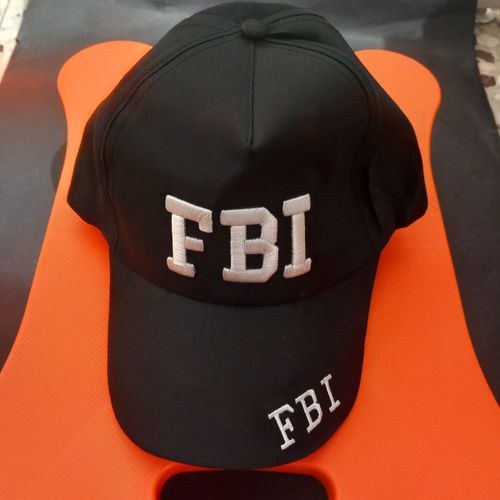 כובע שחור FBI קסקט