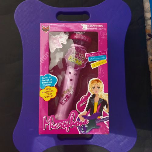 מיקרופון אורות ומוזיקה 760