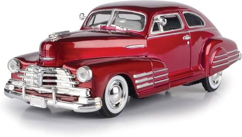 מאיסטו - שברולט   -  MAISTO CHEVROLET Fleetline  AEROSEDAN 1948  1:25