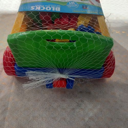 צעצועי שירן - עגלת קוביות 9661