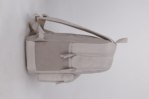תיק זרוק מעוצב דגם Blush Classic מבית Air Bear