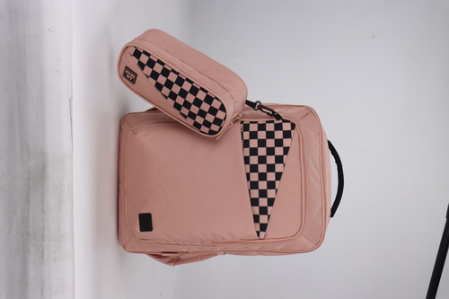 תיק גב מתרחב וקלמר דו תאי Urban Check מבית Air Bear