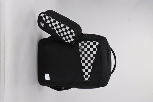 תיק גב מתרחב וקלמר דו תאי Urban Check מבית Air Bear