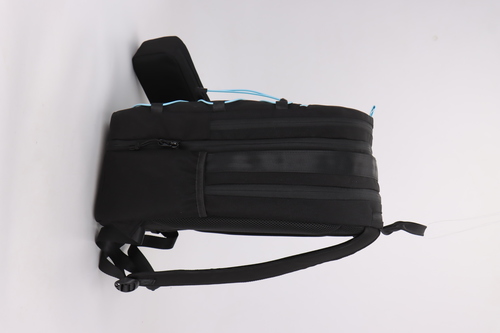 תיק גב מתרחב וקלמר Street Core מבית Air Bear