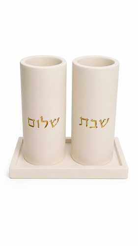 זוג פמוטים מבית הדריה