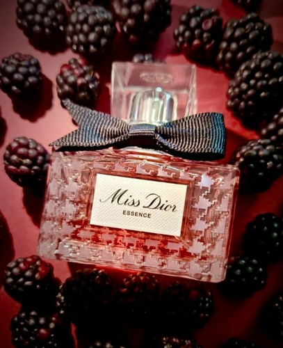 בושם לאישה Dior Miss Dior Essence EDP 80 ml