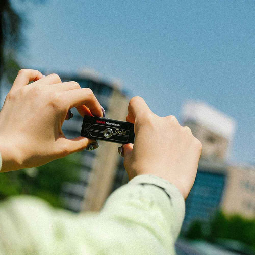 מצלמת רטרו דיגיטלית KODAK Charmera Millennium