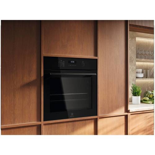 תנור בנוי פירוליטי 71 ליטר Electrolux EOP7422K AirFry זכוכית שחורה | גרמניה אלקטרולוקס