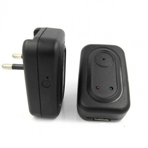 מצלמה בתוך מטען USB דגם P12
